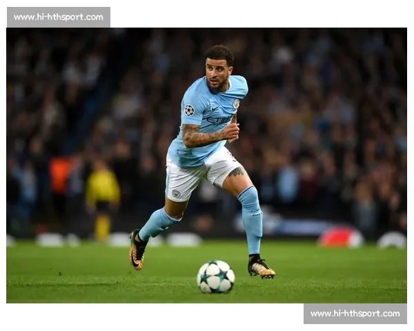 埃弗顿截胡费内巴切 沃克留英超冲击百场里程碑